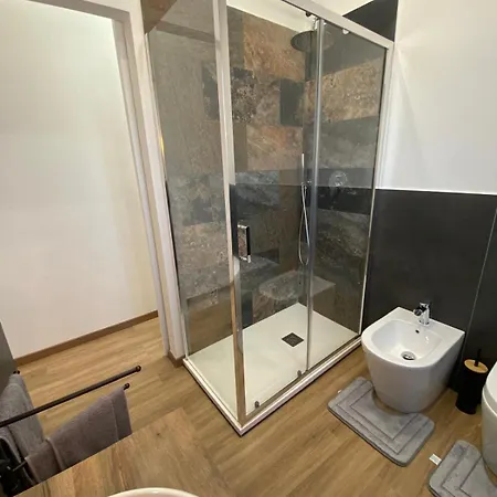 Di Fronte Zisa 아파트 *