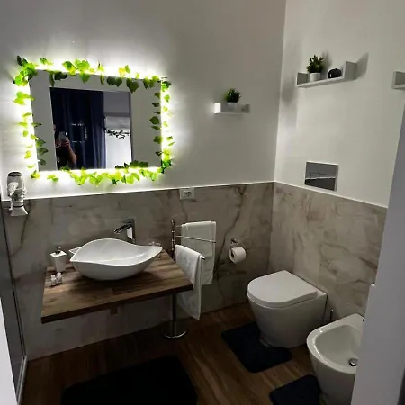 Di Fronte Zisa 팔레르모